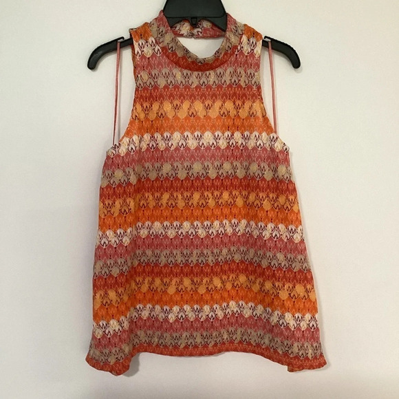 Guess Los Angeles Lace Halter Top - Picture 1 of 6
